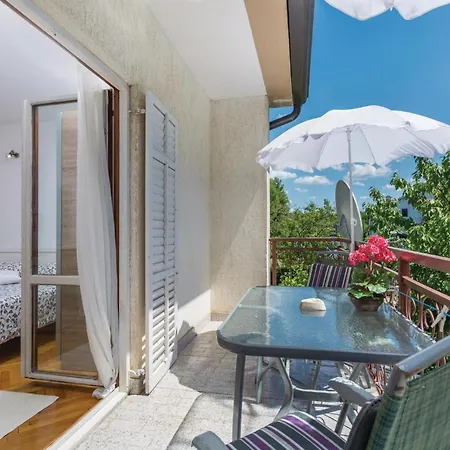 Two-bedroom In Apartment *