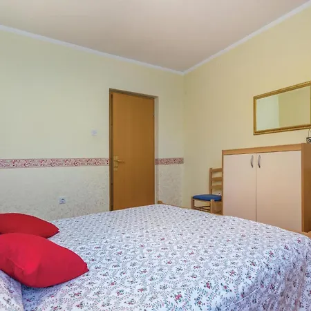 Two-bedroom In Apartment *