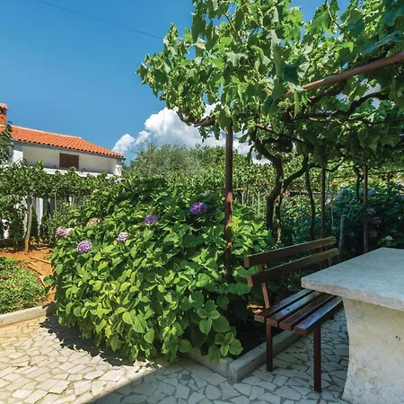 Apartament Two-bedroom In Poreč