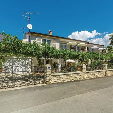 2 Bedroom In * Poreč